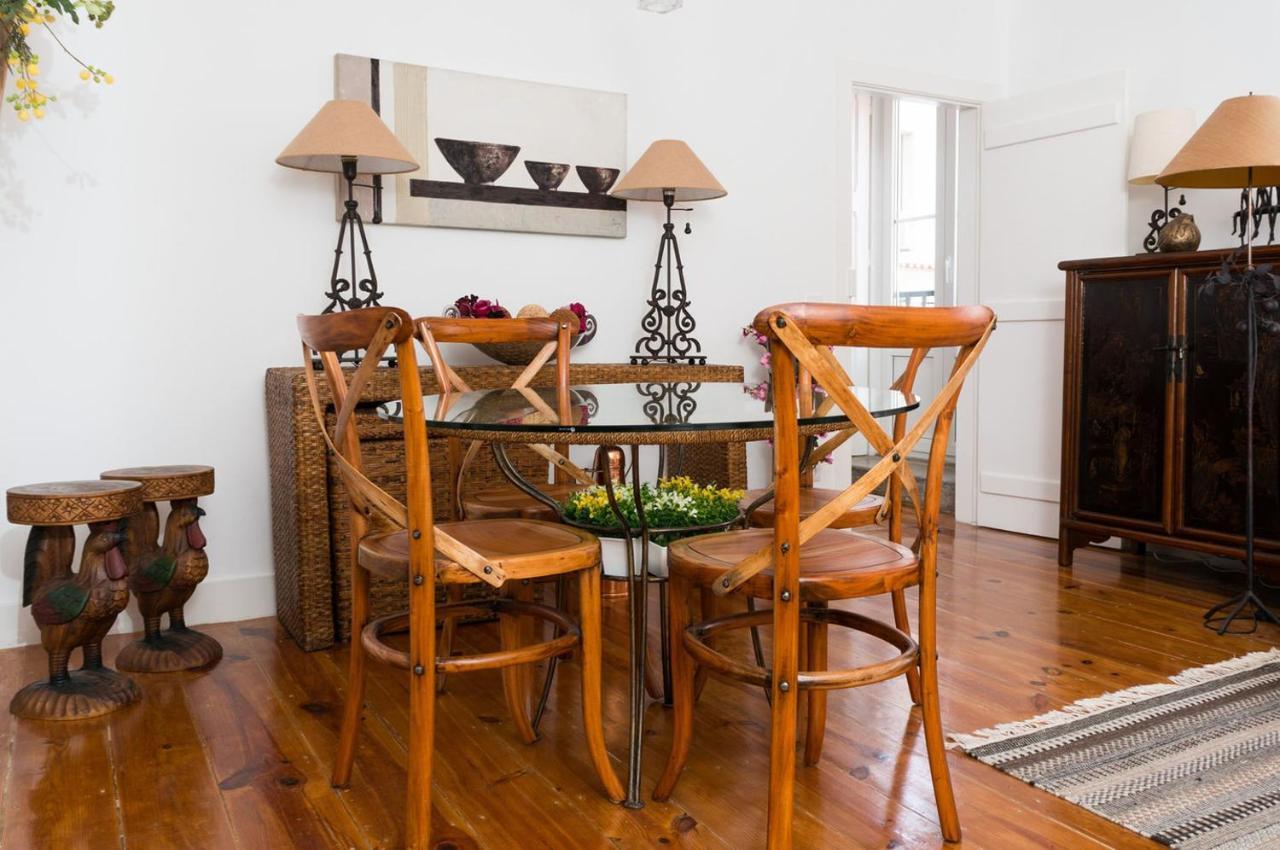 Stylish Lisbon Apartment In Alfama Luaran gambar