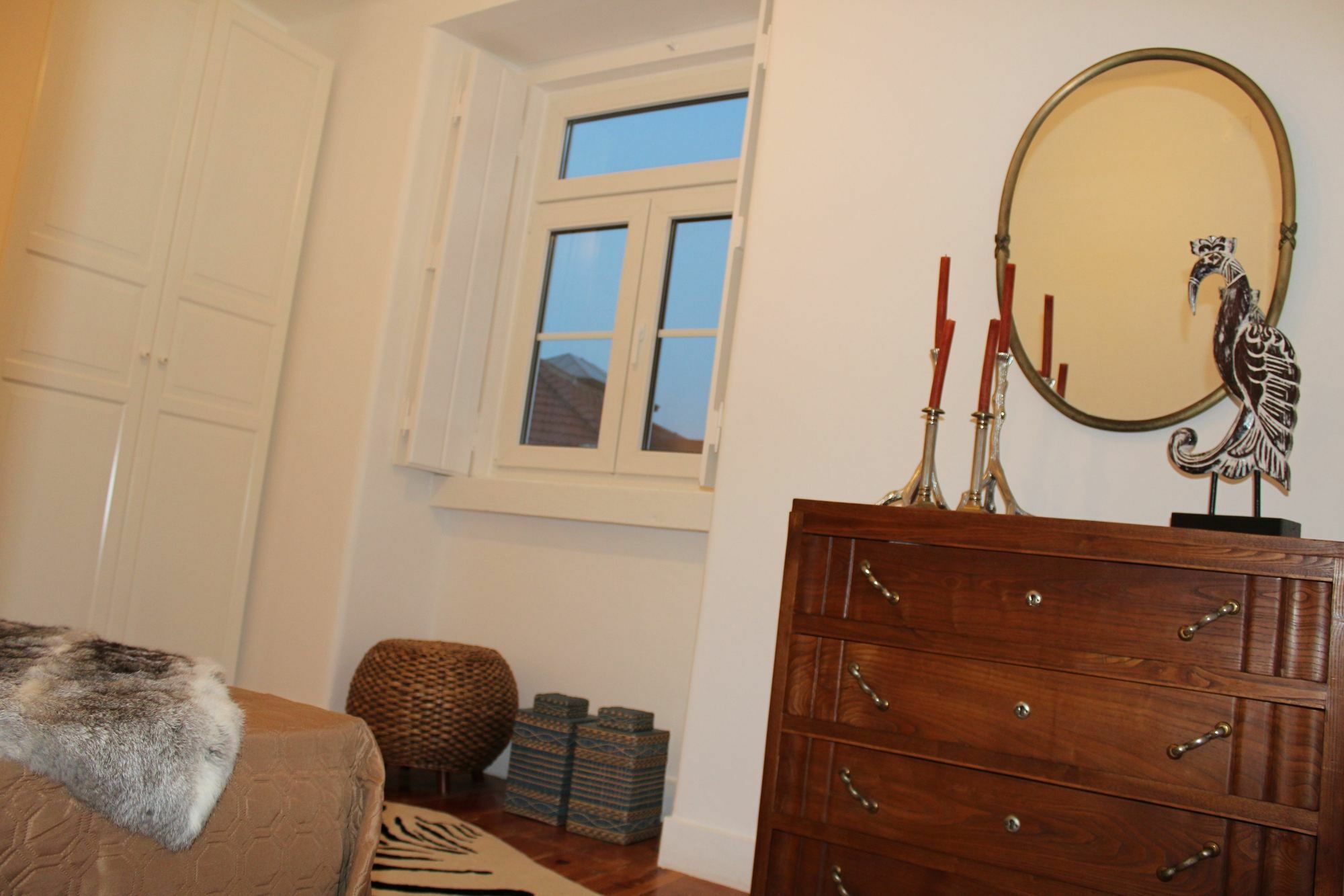 Stylish Lisbon Apartment In Alfama Luaran gambar